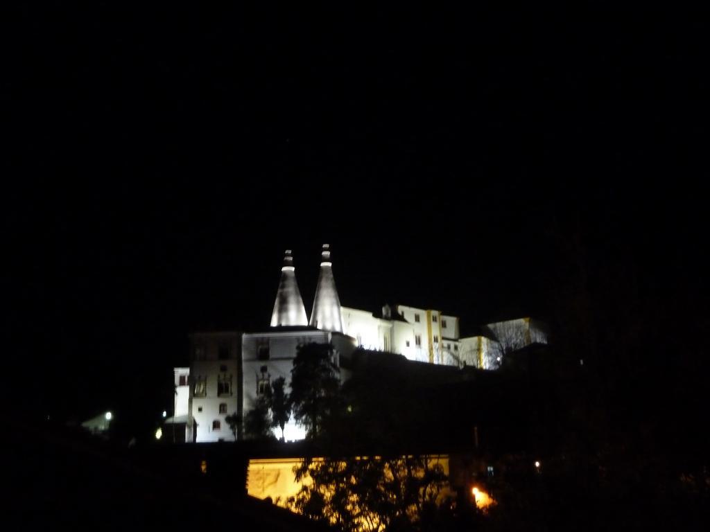 Moon Hill By Joivy Hostel Sintra Ngoại thất bức ảnh