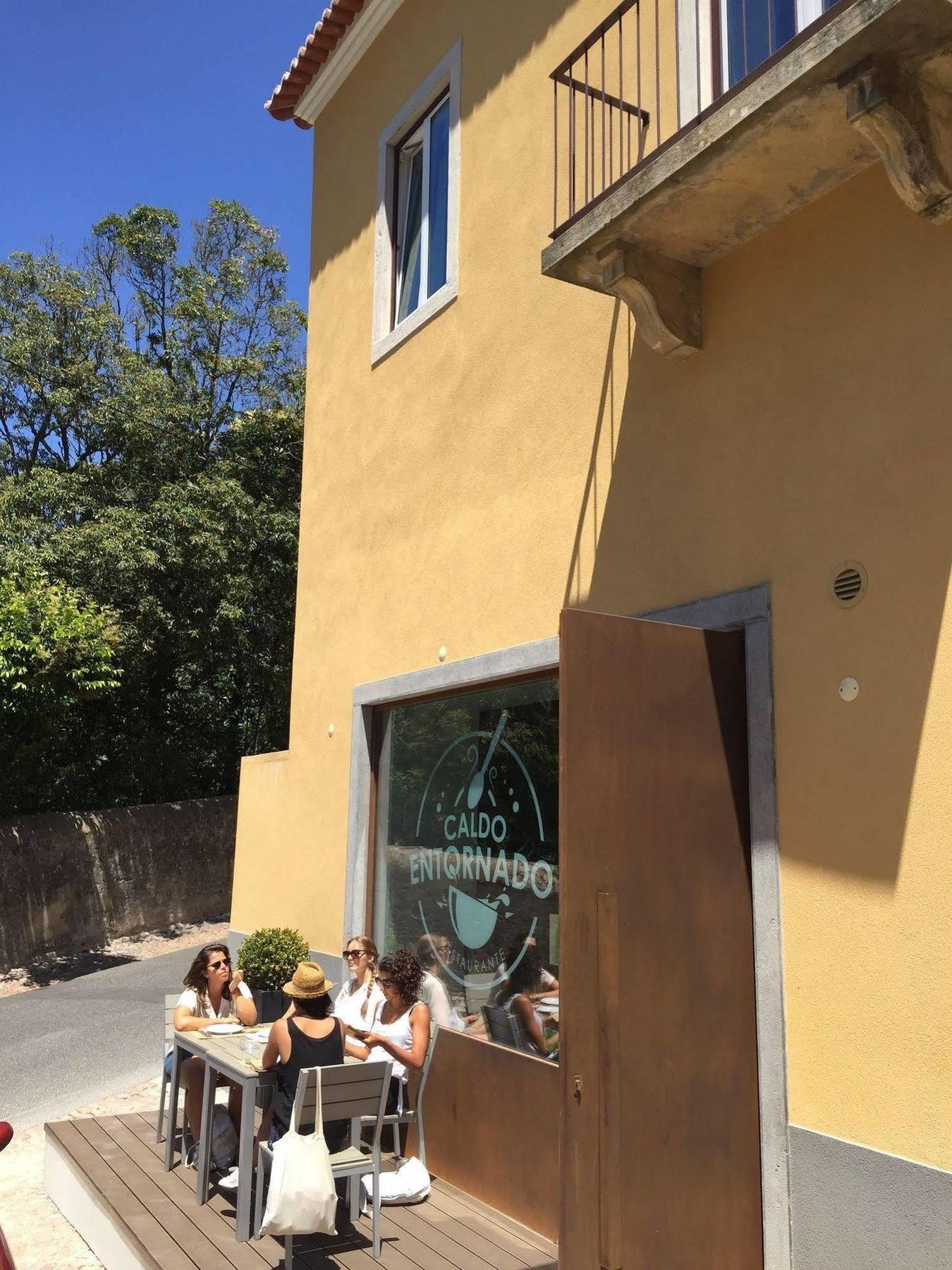 Moon Hill By Joivy Hostel Sintra Ngoại thất bức ảnh